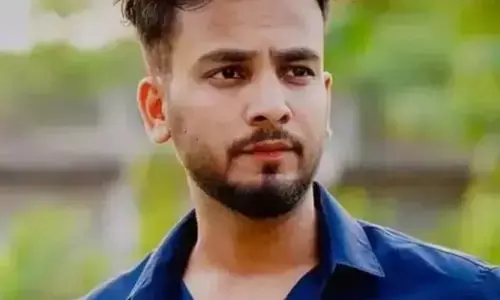 Supreme Court ਦਾ ਵੱਡਾ ਫੈਸਲਾ: Elvish Yadav ਨੂੰ ਸੱਪ ਦੇ ਜ਼ਹਿਰ ਮਾਮਲੇ ਚ ਮਿਲੀ ਕਲੀਨ ਚਿੱਟ Supreme Court ਦਾ ਵੱਡਾ ਫੈਸਲਾ: Elvish Yadav ਨੂੰ ਸੱਪ ਦੇ ਜ਼ਹਿਰ ਮਾਮਲੇ ਚ ਮਿਲੀ ਕਲੀਨ ਚਿੱਟ