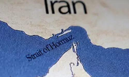 Irans master plan: Hormuz ਰਾਹੀਂ ਤੇਲ ਸਪਲਾਈ ਤੇ ਲਿਆ ਵੱਡਾ ਫ਼ੈਸਲਾ Irans master plan: Hormuz ਰਾਹੀਂ ਤੇਲ ਸਪਲਾਈ ਤੇ ਲਿਆ ਵੱਡਾ ਫ਼ੈਸਲਾ