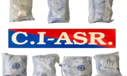 ਅੰਮ੍ਰਿਤਸਰ ਚ ਭਾਰੀ ਮਾਤਰਾ ਚ ਹੈਰੋਇਨ ਜ਼ਬਤ, ਦੋ ਮੁਲਜ਼ਮ ਵੀ ਕੀਤੇ ਗਏ ਗ੍ਰਿਫ਼ਤਾਰ, ਪੰਜਾਬ ਪੁਲਿਸ ਨੇ ਦੁਹਰਾਈ ਨਸ਼ਿਆਂ ਪ੍ਰਤੀ ਜ਼ੀਰੋ ਟੌਲਰੈਂਸ ਦੀ ਨੀਤੀ