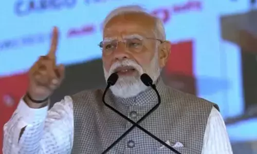 PM Modi ਦਾ ਵਿਰੋਧੀ ਧਿਰ ਤੇ ਹਮਲਾ; ਮੱਧ ਪੂਰਬ ਸੰਕਟ ਤੇ ਅਫ਼ਵਾਹਾਂ ਫੈਲਾਉਣ ਵਾਲਿਆਂ ਨੂੰ ਦਿੱਤੀ ਚੇਤਾਵਨੀ PM Modi ਦਾ ਵਿਰੋਧੀ ਧਿਰ ਤੇ ਹਮਲਾ; ਮੱਧ ਪੂਰਬ ਸੰਕਟ ਤੇ ਅਫ਼ਵਾਹਾਂ ਫੈਲਾਉਣ ਵਾਲਿਆਂ ਨੂੰ ਦਿੱਤੀ ਚੇਤਾਵਨੀ