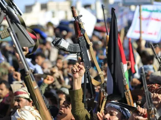 Iran-US war ਚ ਹੂਤੀ ਬਾਗ਼ੀਆਂ ਦੀ ਐਂਟਰੀ: ਇਕ ਹੋਰ ਸਮੁੰਦਰੀ ਰਸਤਾ ਬੰਦ ਹੋਣ ਦਾ ਖ਼ਤਰਾ Iran-US war ਚ ਹੂਤੀ ਬਾਗ਼ੀਆਂ ਦੀ ਐਂਟਰੀ: ਇਕ ਹੋਰ ਸਮੁੰਦਰੀ ਰਸਤਾ ਬੰਦ ਹੋਣ ਦਾ ਖ਼ਤਰਾ