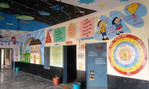 ਅਪ੍ਰੈਲ ਤੋਂ ਈ–ਪੋਰਟਲ ਤੇ ਲੱਗੇਗੀ ਵਿਦਿਆਰਥੀਆਂ ਦੀ ਹਾਜ਼ਰੀ, ਗ਼ੈਰ–ਹਾਜ਼ਰ ਹੋਣ ਤੇ ਮਾਪਿਆਂ ਨੂੰ ਤੁਰੰਤ ਜਾਵੇਗਾ SMS