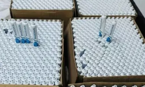 ਨਕਲੀ Toothpaste ਫੈਕਟਰੀ ਦਾ ਪਰਦਾਫਾਸ਼