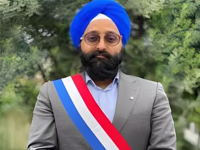 ਗੁਰਦਾਸਪੁਰ ਦਾ ਨੌਜਵਾਨ ਫ਼ਰਾਂਸ ਚ ਦੂਜੀ ਵਾਰ ਬਣਿਆ ਡਿਪਟੀ ਮੇਅਰ