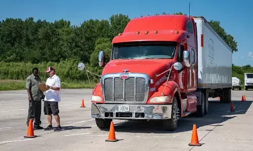 US ’ਚ ਨਵੇਂ ਕਾਨੂੰਨ ਨਾਲ 1,790 ਵਿਦੇਸ਼ੀ  truck drivers ਦੇ ਲਾਈਸੰਸ ਹੋਏ ਰੱਦ