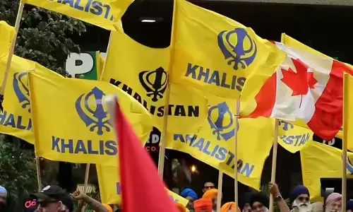 Canada ਵਿੱਚ Khalistani ਸੰਸਥਾ ਨੇ ਮੰਦਰਾਂ ਦੇ ਸਾਹਮਣੇ ਧਰਨਾ ਦੇਣ ਦੀ ਧਮਕੀ ਦਿੱਤੀ Canada ਵਿੱਚ Khalistani ਸੰਸਥਾ ਨੇ ਮੰਦਰਾਂ ਦੇ ਸਾਹਮਣੇ ਧਰਨਾ ਦੇਣ ਦੀ ਧਮਕੀ ਦਿੱਤੀ