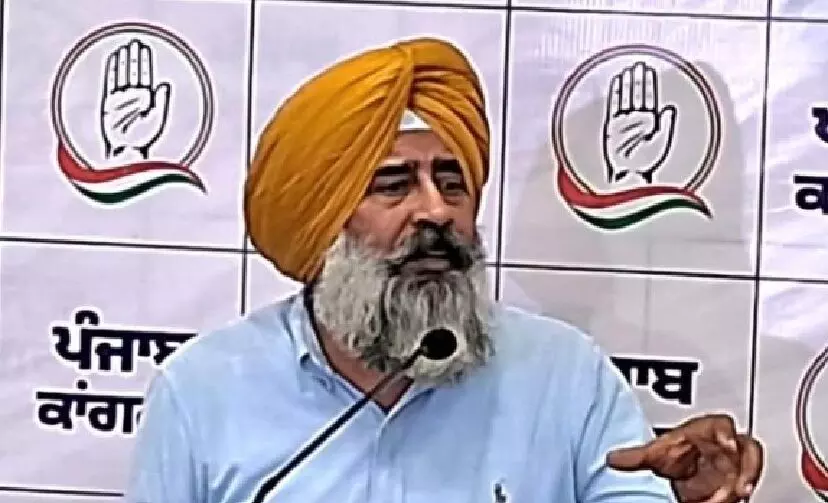 ਬੇਅਦਬੀ ਕਾਨੂੰਨ ਨੂੰ ਲੈ ਕੇ ਲੋਕਾਂ ਨੂੰ ਗੁਮਰਾਹ ਕਰ ਰਹੇ Chief Ministe : Pargat Singh ਬੇਅਦਬੀ ਕਾਨੂੰਨ ਨੂੰ ਲੈ ਕੇ ਲੋਕਾਂ ਨੂੰ ਗੁਮਰਾਹ ਕਰ ਰਹੇ Chief Ministe : Pargat Singh