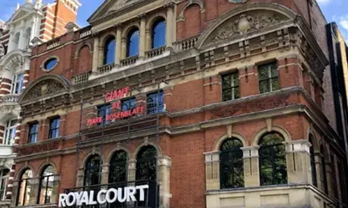 UK ਚ ਕਿਤੇ ਕਿਸੇ ਅਣਜਾਣ ਨੂੰ ਨਾ ਆਖ ਬੈਠਿਓ ਆਂਟੀ