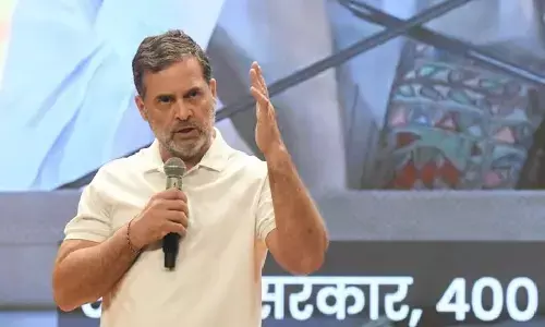 ਡਰ ਨਹੀਂ ਤਾਂ ਰਾਜਧਾਨੀ ਨੂੰ ਕਿਲ੍ਹੇ ਵਿੱਚ ਕਿਉਂ ਬਦਲ ਦਿੱਤਾ ਗਿਆ : Rahul Gandhi ਡਰ ਨਹੀਂ ਤਾਂ ਰਾਜਧਾਨੀ ਨੂੰ ਕਿਲ੍ਹੇ ਵਿੱਚ ਕਿਉਂ ਬਦਲ ਦਿੱਤਾ ਗਿਆ : Rahul Gandhi
