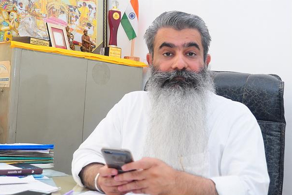 ਰਾਜਾ ਵੜਿੰਗ ਨਾਲ ਮਤਭੇਦਾਂ ਦੇ ਬਾਵਜੂਦ ਭਾਰਤ ਭੂਸ਼ਣ ਹੋਏ ਸਰਗਰਮ