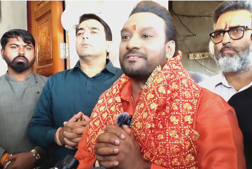 ਮਾਸਟਰ ਸਲੀਮ ਨੇ ਹਿੰਦੂ ਭਾਈਚਾਰੇ ਕੋਲੋਂ ਮੰਗੀ ਮਾਫ਼ੀ