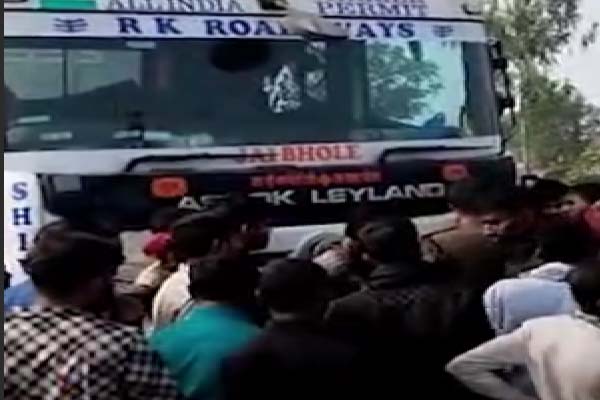 65 thousand bus-truck drivers strike