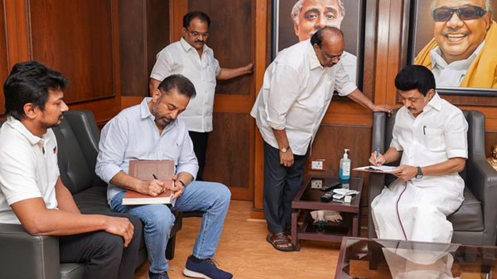 DMK signs agreement with 6 parties